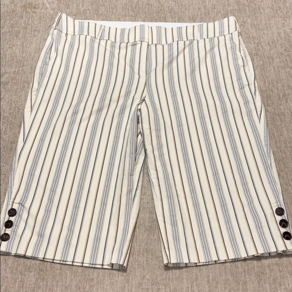 Sz 28 plus women's Lane Bryant cropped wide leg pants The Laney stretch tummy - Picture 1 of 6